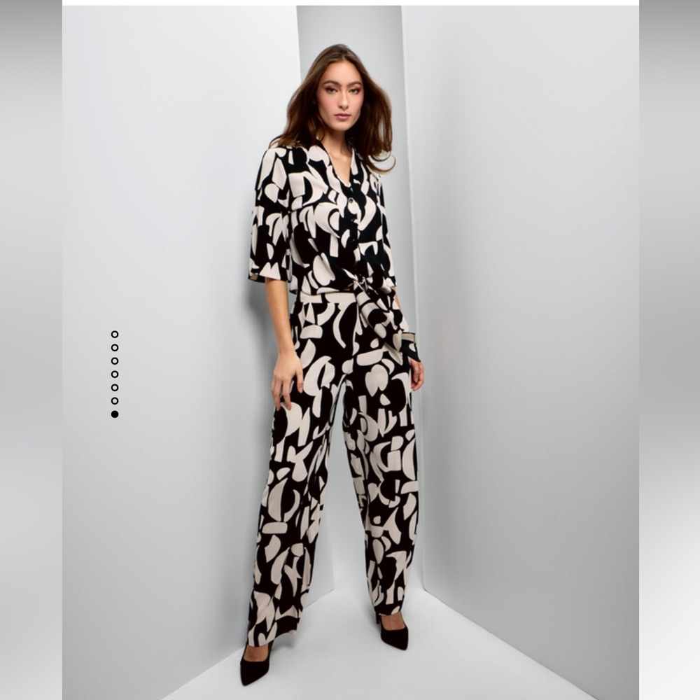Joseph Ribkoff Black and White Abstract 2 piece pant set with Elegant Drape